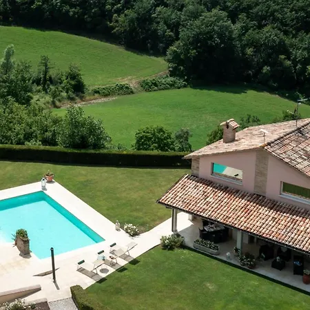 Chipieri Villa *